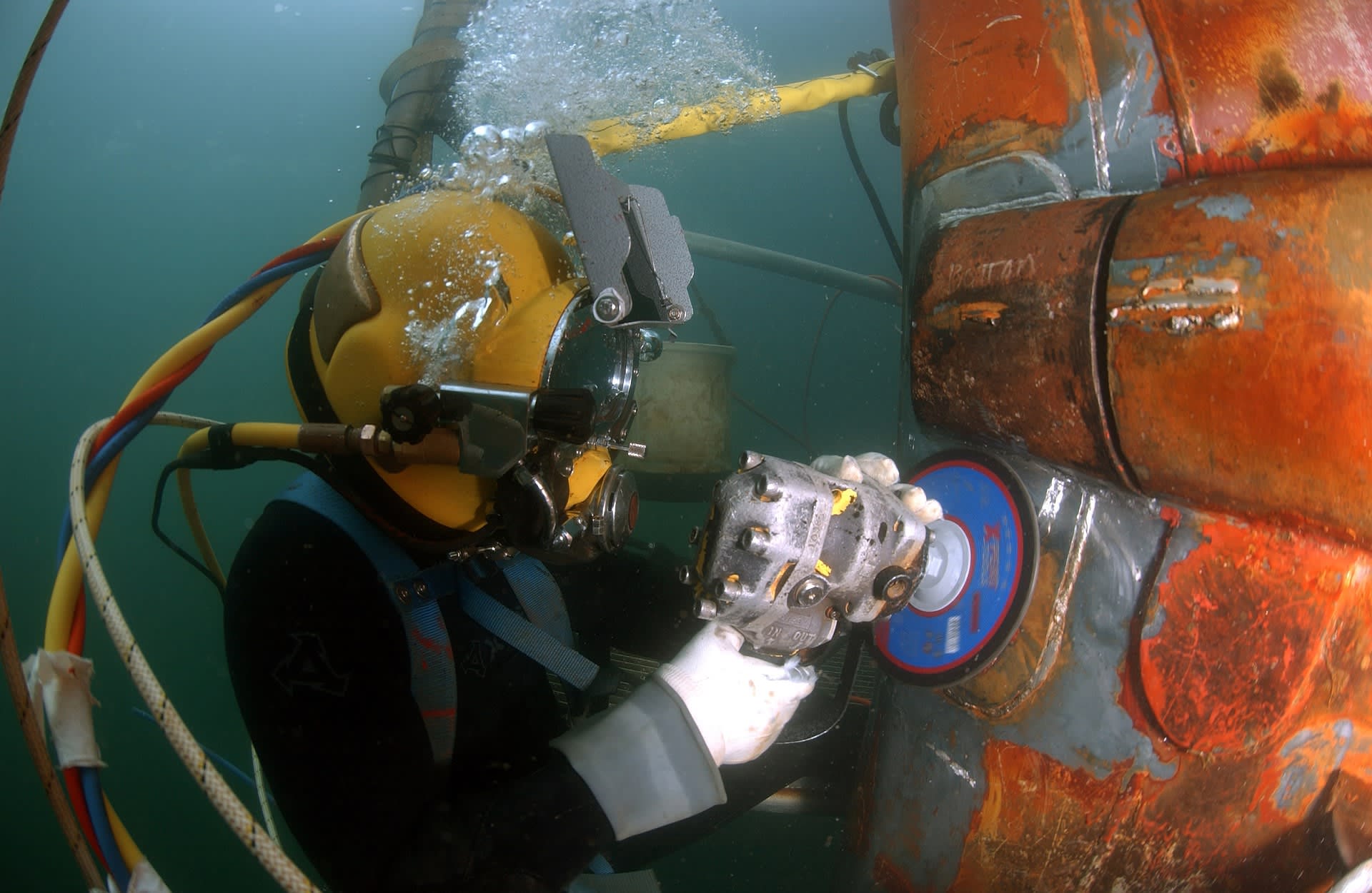 Det ble avdekket stor risiko for arbeidsulykker ved tilsyn hos dykkerbedrifter
