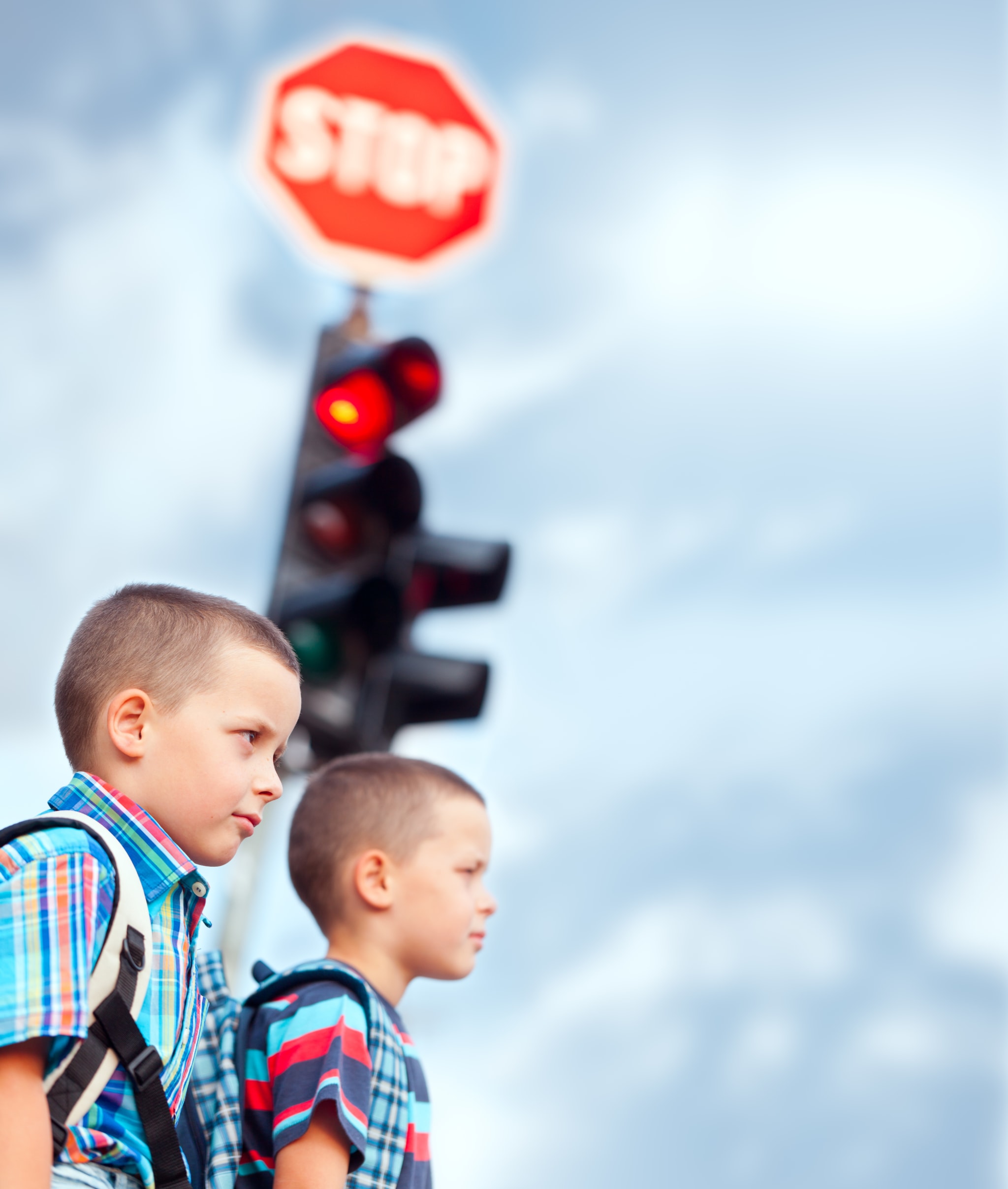 Trygg Trafikk sier nei til skolepatruljer, og mener barn må slippe å ha ansvar for å hindre trafikkulykker.